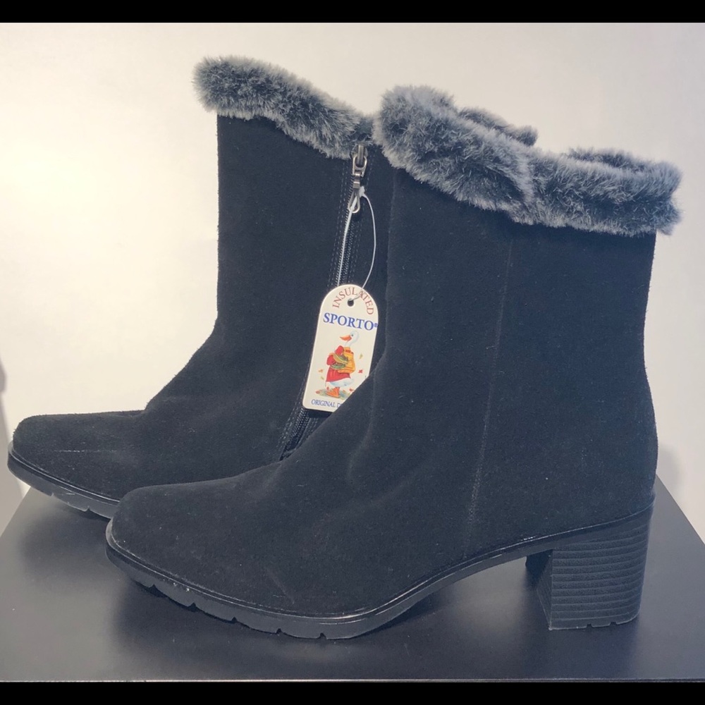 NWT SPORTO. Waterproof boots Size 8.5